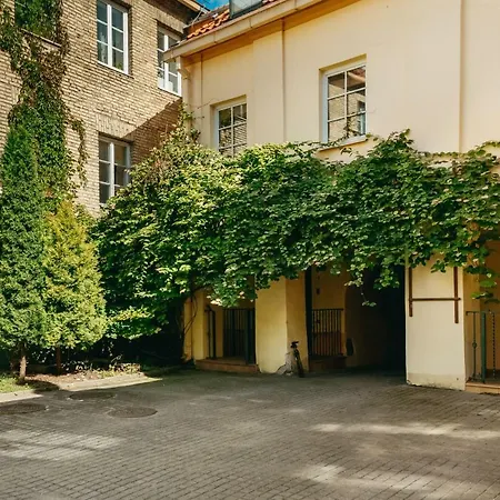Apartment Vokieciu Street *